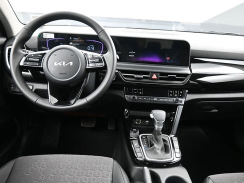 New 2025 Kia Seltos S image 19