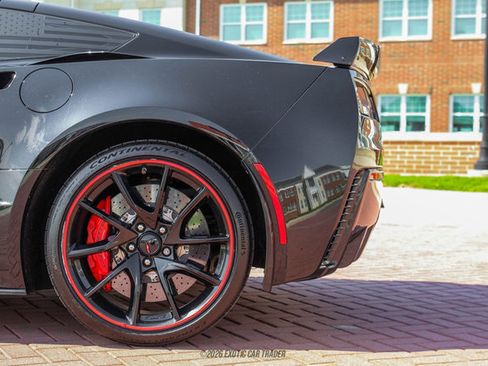 Used 2016 Chevrolet Corvette Z06 w/ Z07 Performance Package RWD image 5