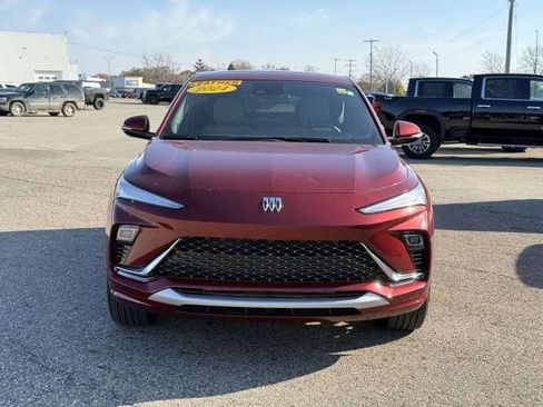 Used 2024 Buick Envista Avenir image 3