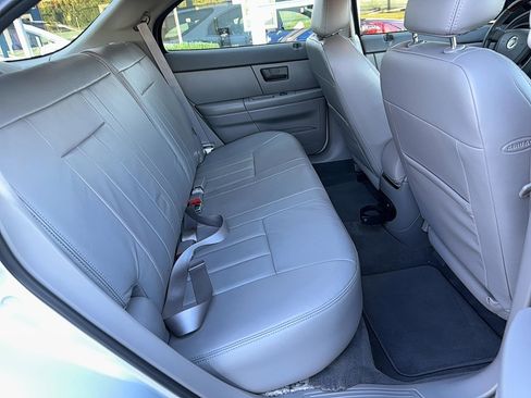 Used 2005 Mercury Sable LS image 18