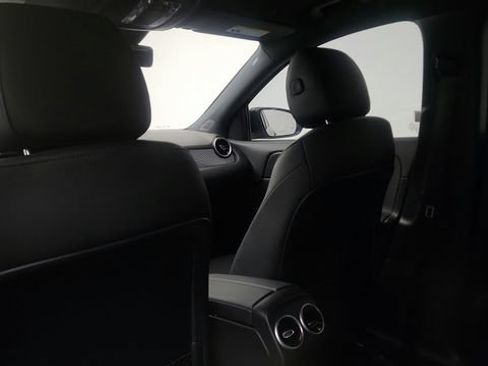 Used 2025 Mercedes-Benz GLA 250 image 61