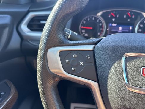 Used 2022 GMC Acadia SLE w/ Driver Convenience Package image 28