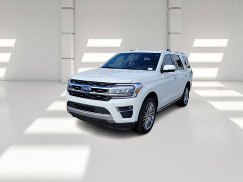 Used 2022 Ford Expedition Limited image 1