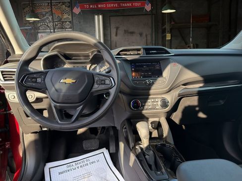 Certified 2023 Chevrolet TrailBlazer LT FWD image 18