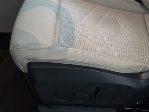 Used 2025 BMW X1 xDrive28i image 30