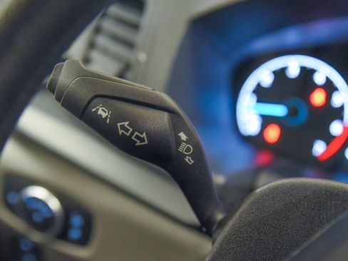 Used 2023 Ford Transit 350 XLT image 25