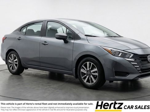 Used 2025 Nissan Versa SV FWD image 1