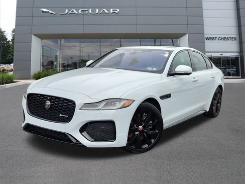 Certified 2021 Jaguar XF R-Dynamic SE image 1
