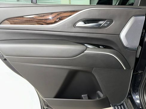 Certified 2023 Cadillac Escalade Sport Platinum w/ LPO, ONYX Package image 24