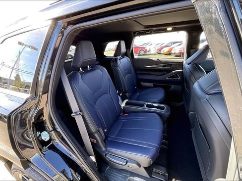 New 2026 INFINITI QX60 Sport AWD/4WD image 10