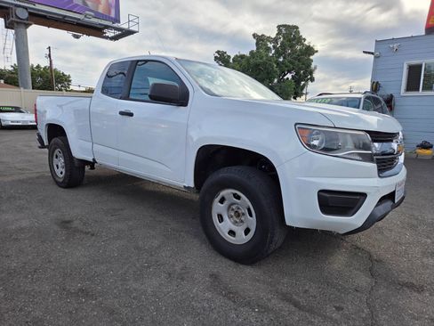 Used 2016 Chevrolet Colorado W/T w/ WT Convenience Package AWD/4WD image 5
