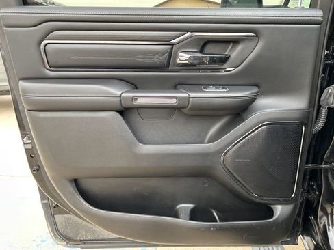 Used 2022 RAM 1500 Limited AWD/4WD image 15