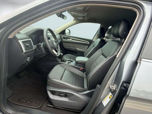 Certified 2023 Volkswagen Atlas SE AWD/4WD image 5