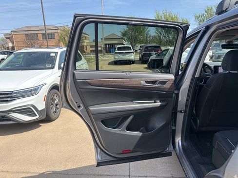 New 2026 Volkswagen Atlas SEL Premium R-Line AWD/4WD image 13