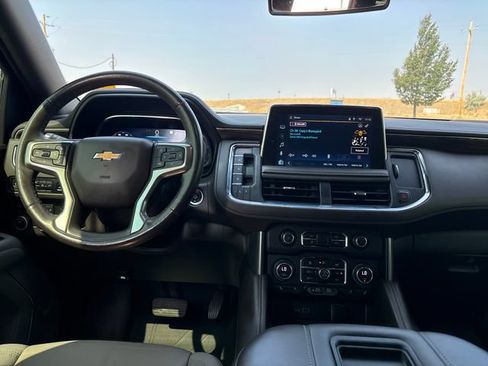Used 2022 Chevrolet Tahoe LT w/ Luxury Package AWD/4WD image 12