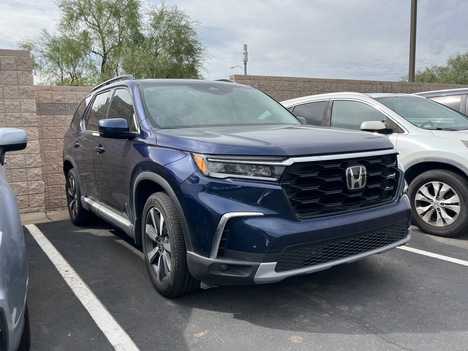 Used 2024 Honda Pilot Touring image 5