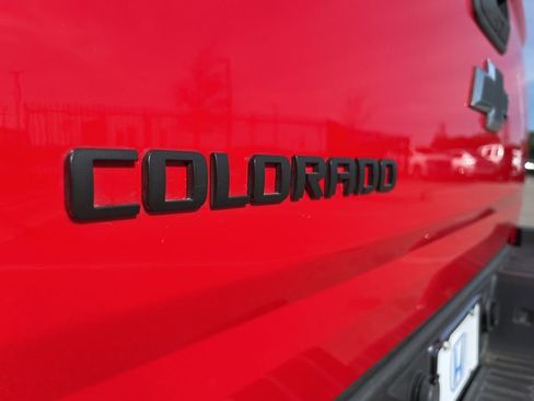 Used 2015 Chevrolet Colorado Z71 image 8