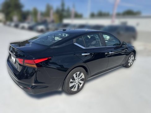 Used 2020 Nissan Altima 2.5 S FWD image 7