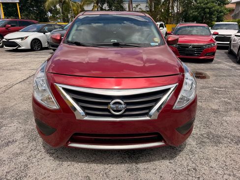 Used 2016 Nissan Versa SV FWD image 4