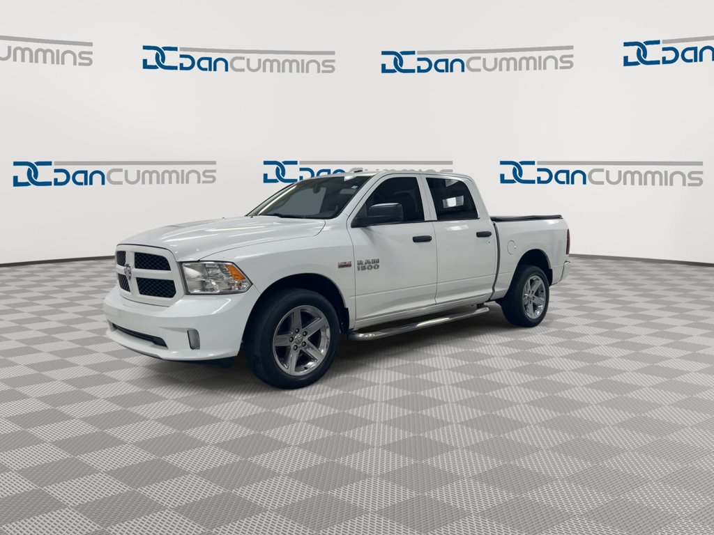 Used 2017 RAM 1500 Express w/ Express Value Package AWD/4WD image 4