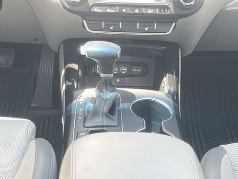 Used 2020 Kia Sorento SX AWD/4WD image 16