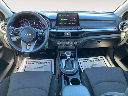 Used 2023 Kia Forte LXS w/ LXS Technology Package image 10