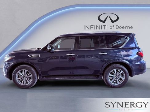 Used 2024 INFINITI QX80 Luxe RWD image 5