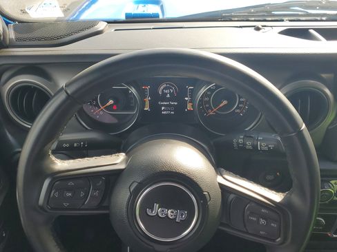 Used 2022 Jeep Wrangler Unlimited Willys image 22