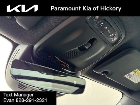 Used 2021 Volvo XC40 T5 R-Design w/ Advanced Package image 30