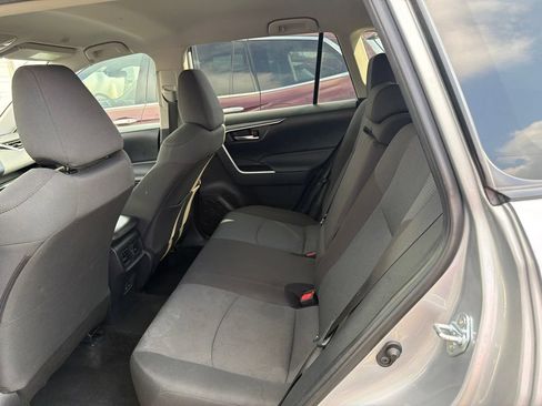 Used 2025 Toyota RAV4 XLE FWD image 3