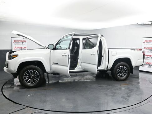 Used 2023 Toyota Tacoma TRD Sport image 44