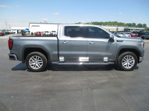 Used 2021 GMC Sierra 1500 SLT w/ SLT Premium Package AWD/4WD image 5