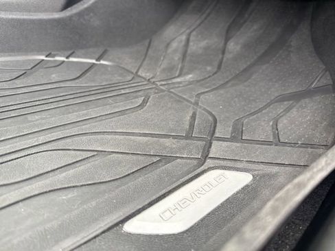 Used 2023 Chevrolet Equinox RS w/ LPO, Floor Liner Package image 57