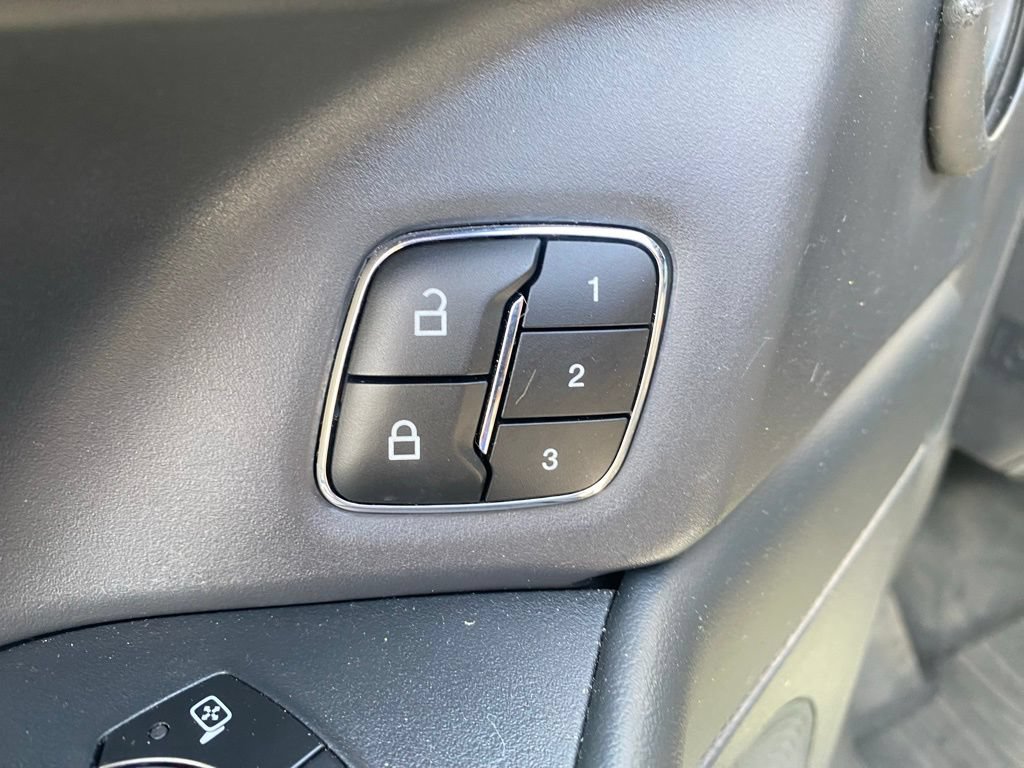 Used 2023 Ford Expedition Max Platinum AWD/4WD image 14