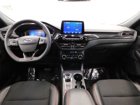 Used 2025 Ford Escape ST-Line image 32