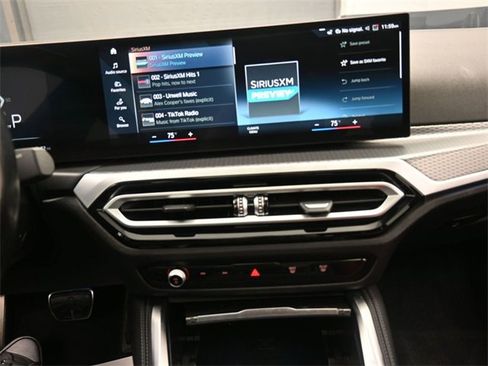 Used 2023 BMW i4 eDrive40 w/ M Sport Package image 10