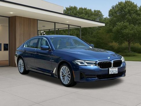Certified 2023 BMW 530i w/ Convenience Package RWD image 6