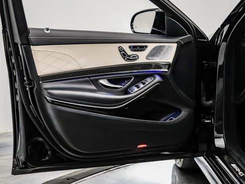 Used 2016 Mercedes-Benz S 63 AMG 4MATIC Sedan image 90