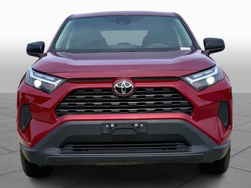 Used 2024 Toyota RAV4 LE AWD/4WD image 5