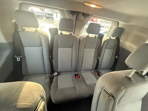 Used 2017 Ford Transit 350 XLT image 19