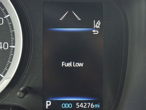 Used 2020 Toyota Corolla LE image 4