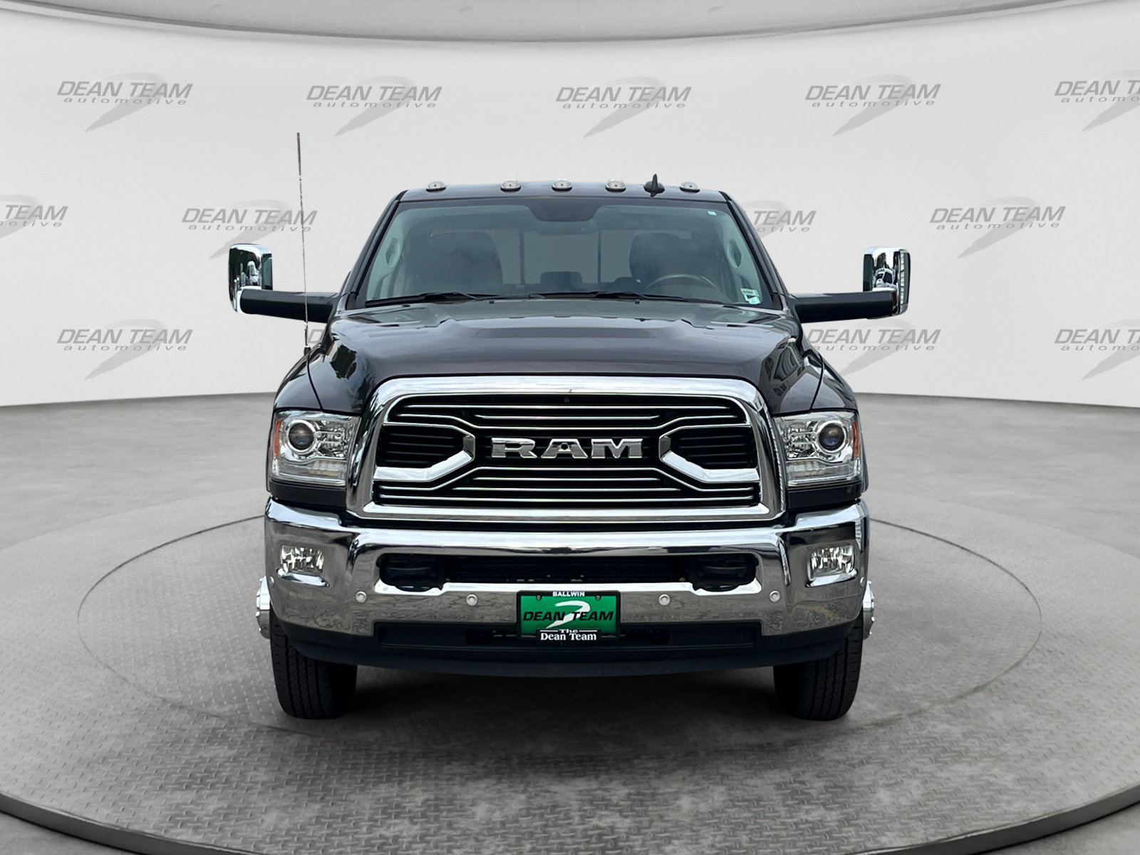 Used 2018 RAM 3500 Laramie Longhorn AWD/4WD image 2