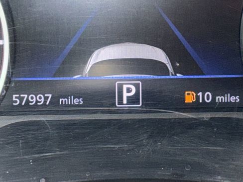 Used 2024 Nissan Sentra SV image 17