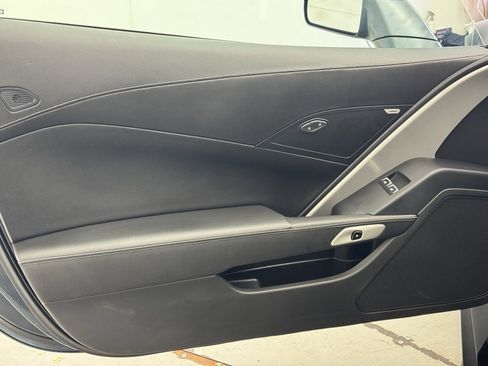 Used 2019 Chevrolet Corvette Z06 w/ Battery Protection Package image 11