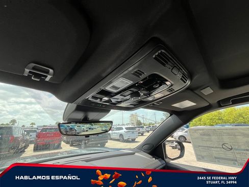 New 2026 GMC Yukon XL AT4 Ultimate AWD/4WD image 36