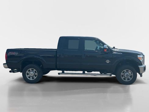 Used 2015 Ford F350 XLT w/ XLT Premium Package AWD/4WD image 7