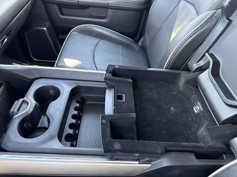 Used 2024 RAM 2500 Laramie image 32