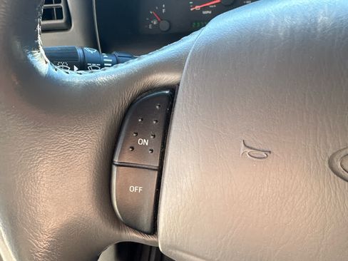 Used 2002 Ford Excursion XLT image 23