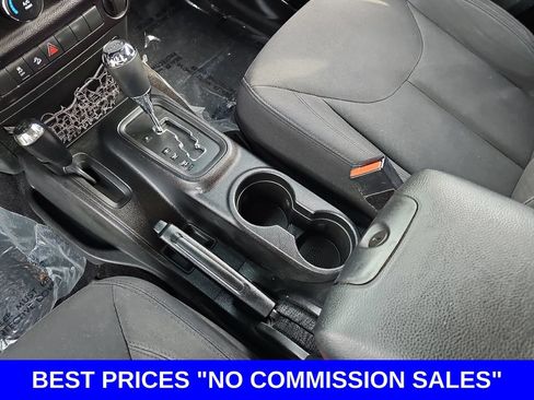 Used 2016 Jeep Wrangler Unlimited Sport w/ Connectivity Group AWD/4WD image 23