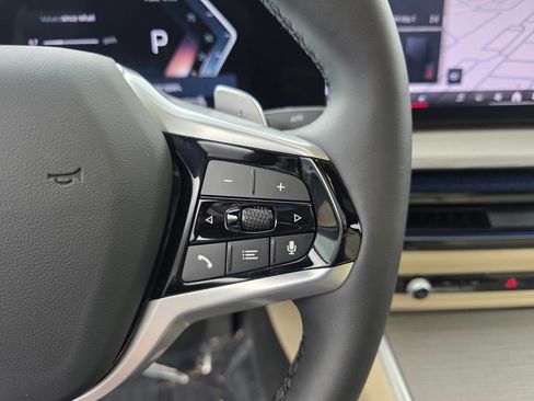 Used 2025 BMW 330i Sedan w/ Convenience Package image 20